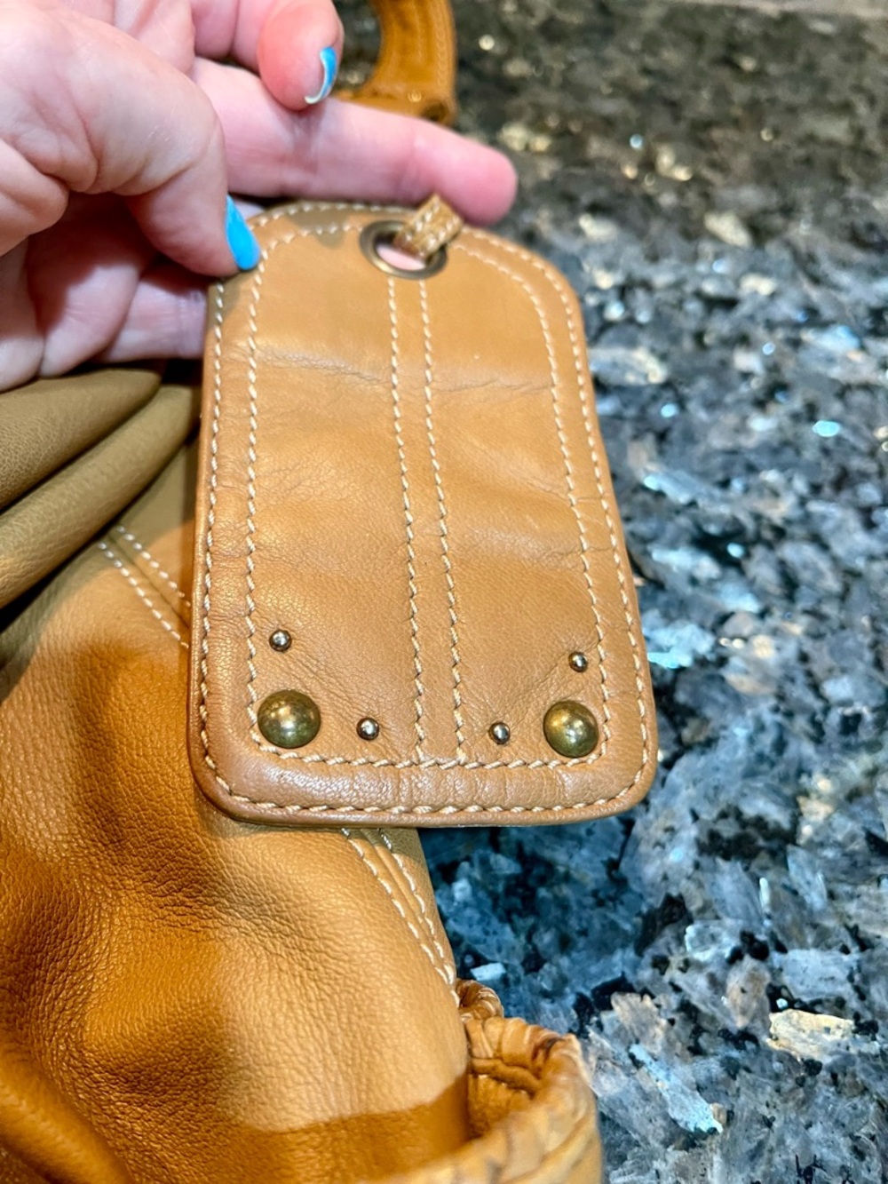Hayden Harnett Shoulder Bag Tan Leather Hobo with Tassel & Hardware Detail - Picture 9 of 16